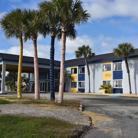 Super 8 By Wyndham Biloxi Motel Dış mekan fotoğraf