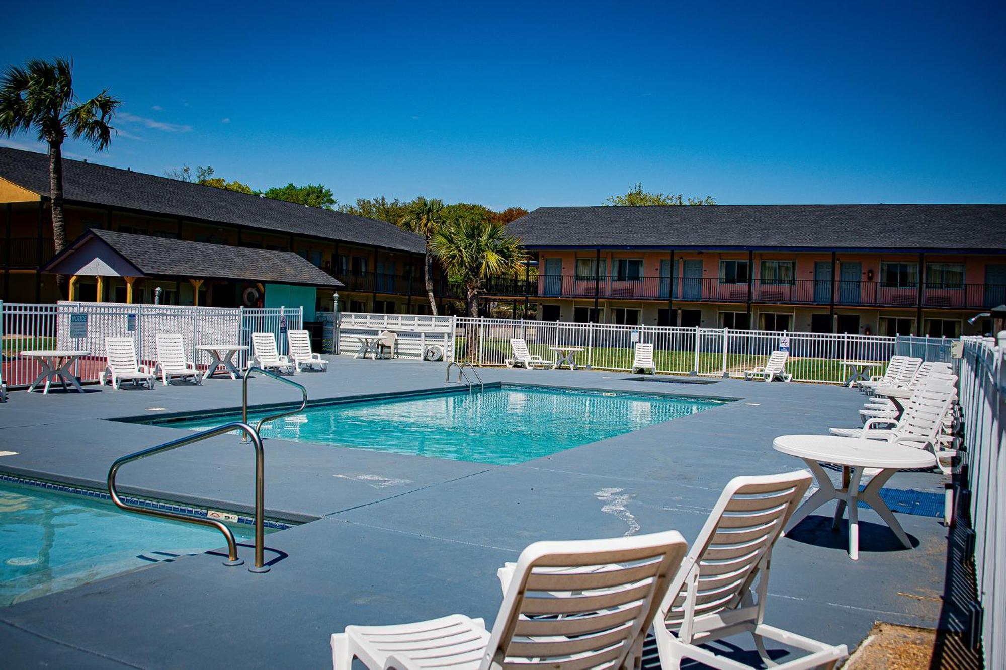 Super 8 By Wyndham Biloxi Motel Dış mekan fotoğraf