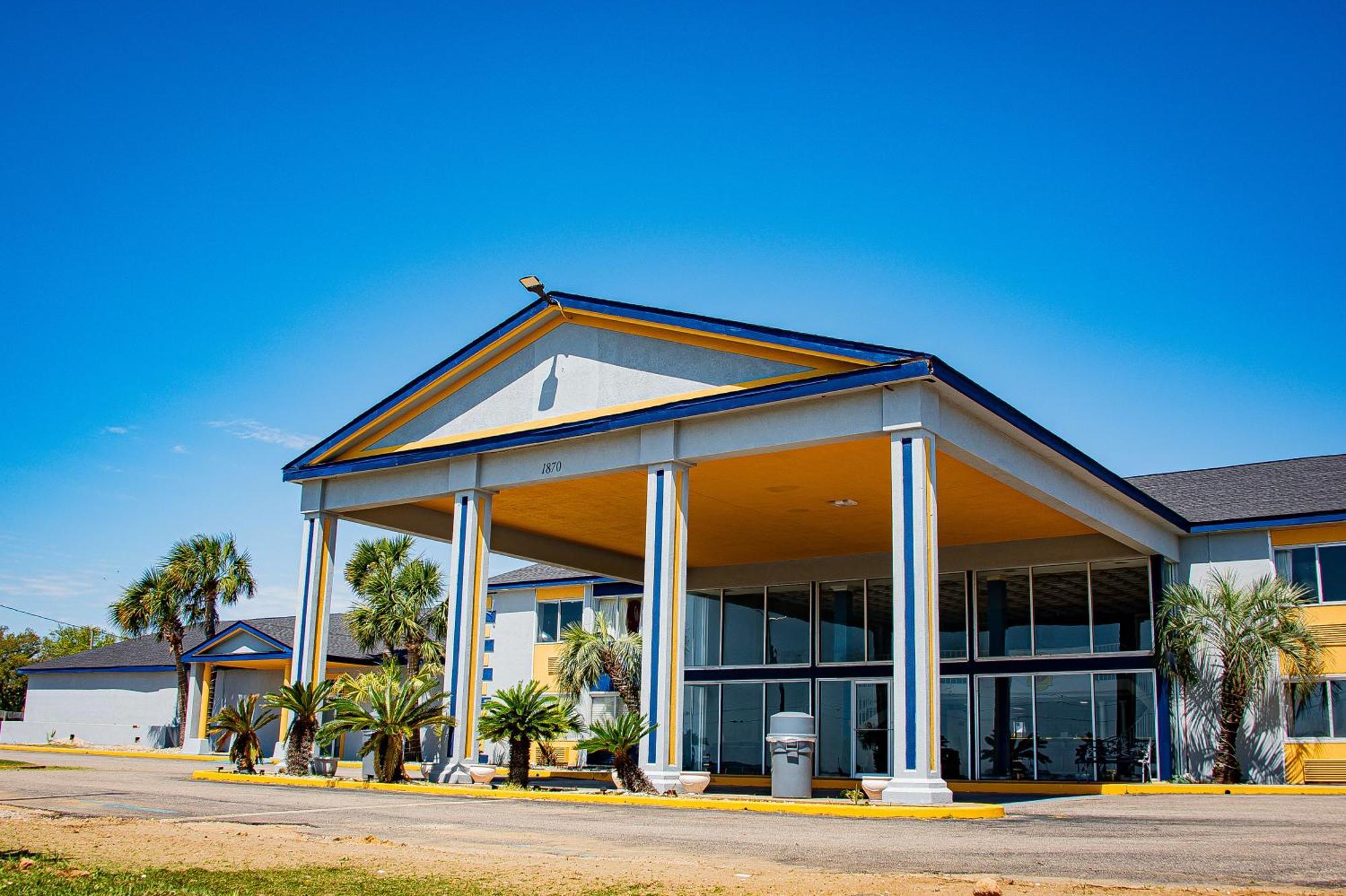 Super 8 By Wyndham Biloxi Motel Dış mekan fotoğraf