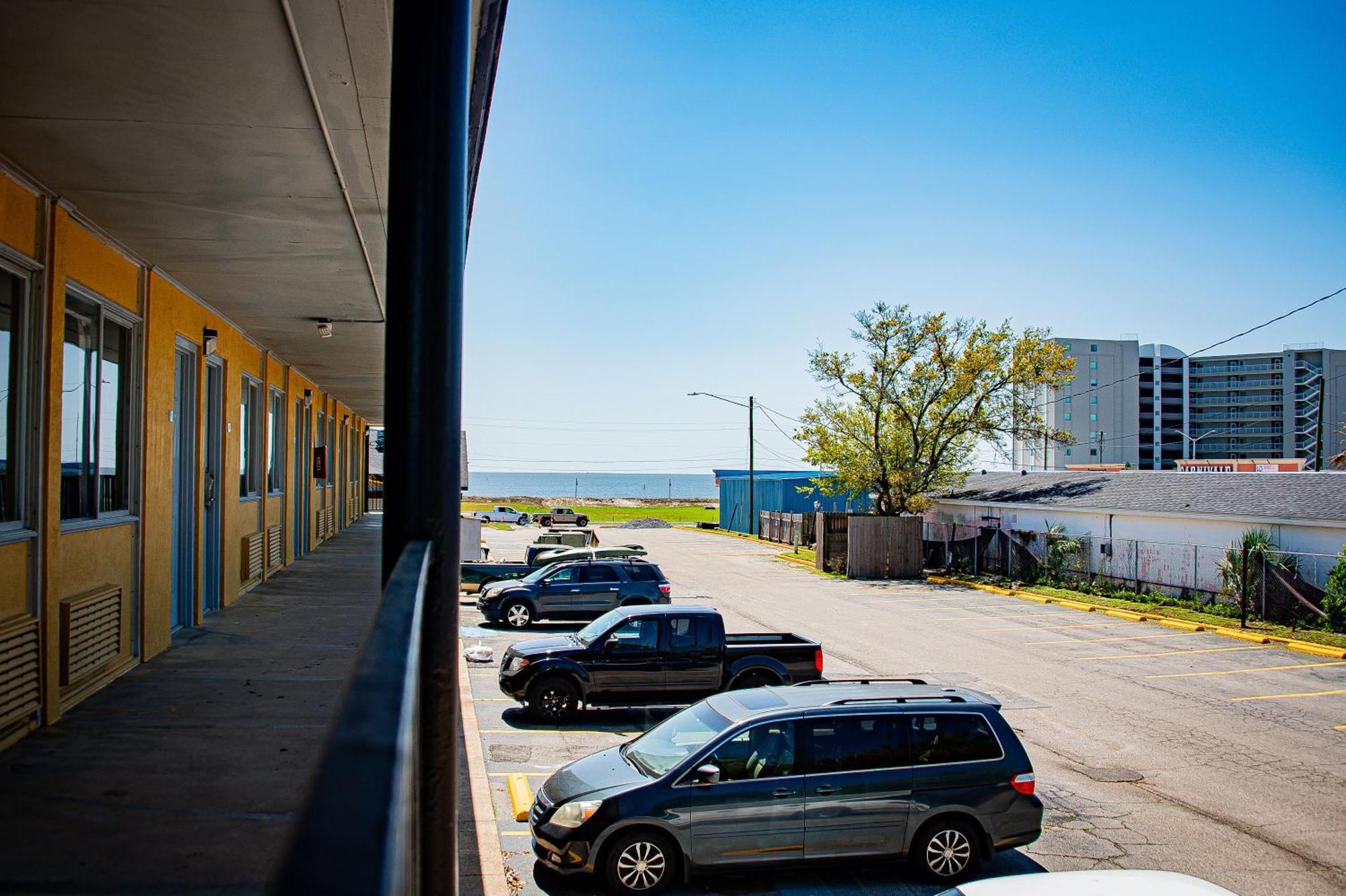 Super 8 By Wyndham Biloxi Motel Dış mekan fotoğraf