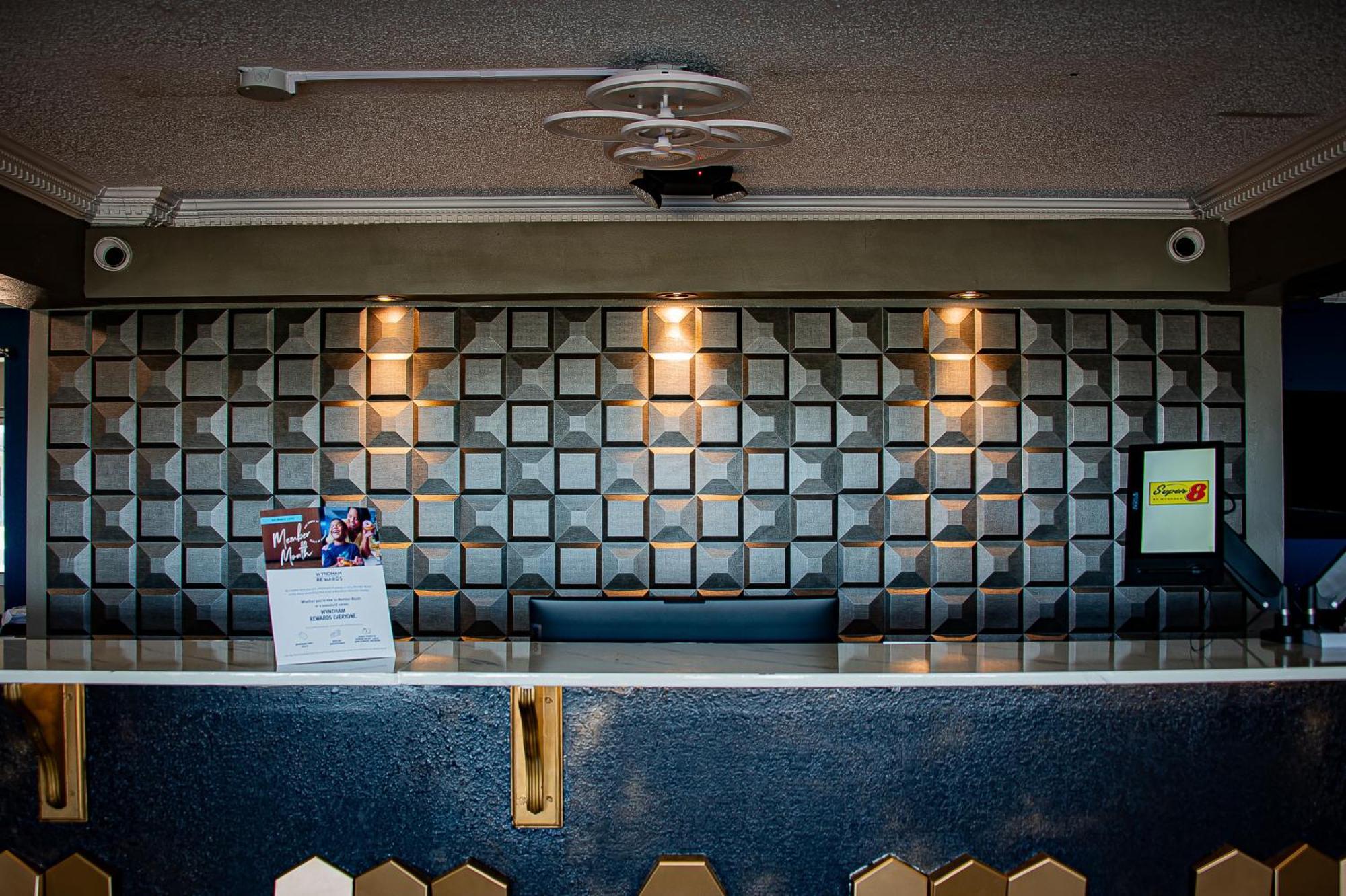 Super 8 By Wyndham Biloxi Motel Dış mekan fotoğraf